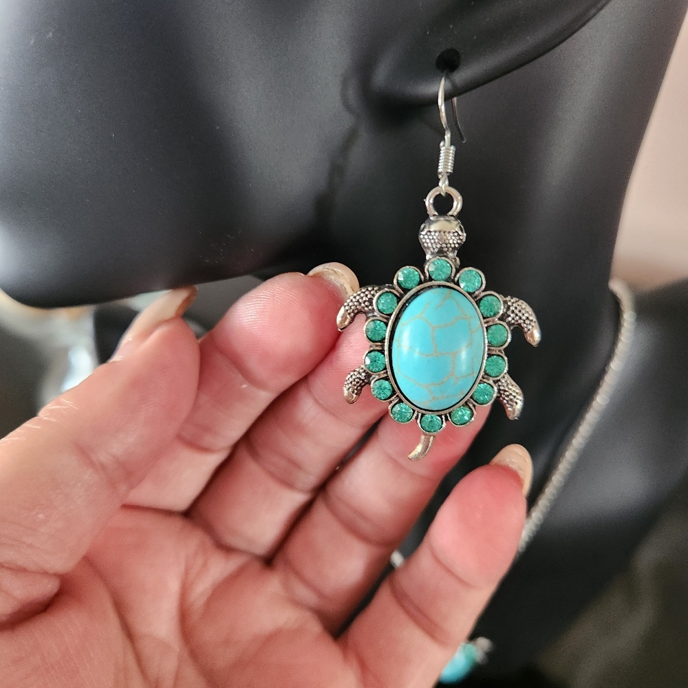 NWT Turquoise Sea Turtle Necklace & Dangle Earring Set - Boho - Silver - Picture 9 of 9